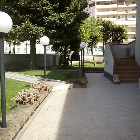 Del Parco فندق مبيت وإفطار 3*
