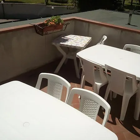 Del Parco Bed & Breakfast 3*