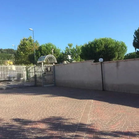 فندق مبيت وإفطار Del Parco 3*