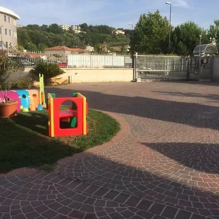 Del Parco Bed & Breakfast 3*