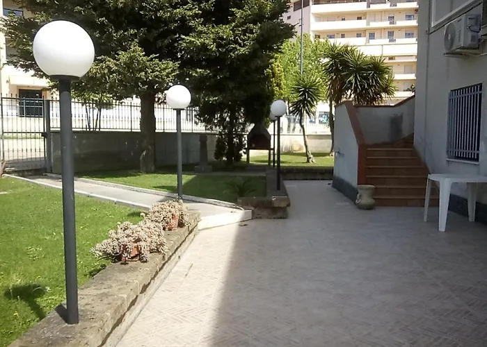 Del Parco Oda ve Kahvaltı 3*